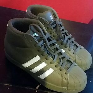 olive green shell toe adidas